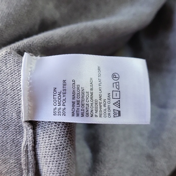 Tommy Bahama Hoodie - Picture 8 of 9